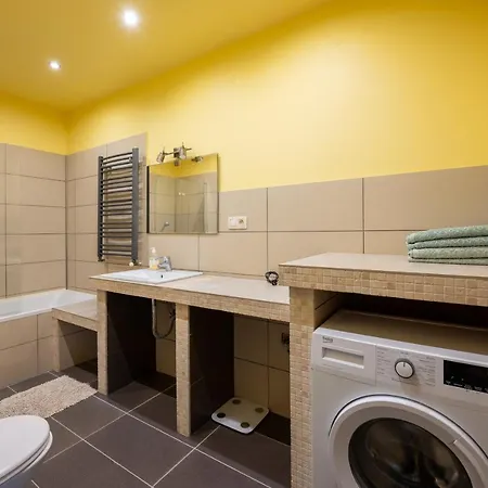 Apartment Mieszkanie Albatros 2 Sypialnie, Salon, Kuchnia, Lazienka Warsaw
