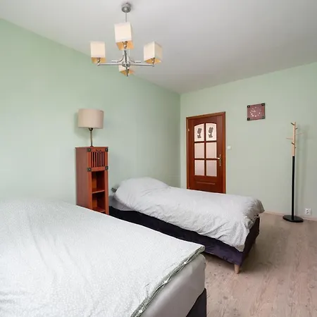 Apartment Mieszkanie Albatros 2 Sypialnie, Salon, Kuchnia, Lazienka Warsaw